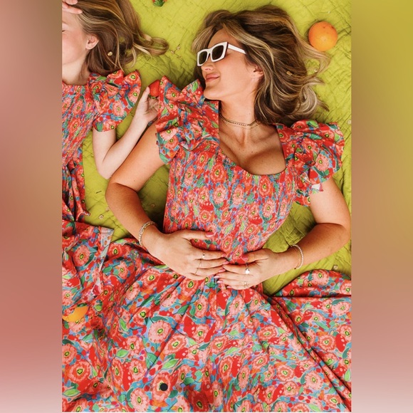 Ivy City Co. Hattie Smocked Midi Dress Poppy Floral Small - Picture 2 of 7